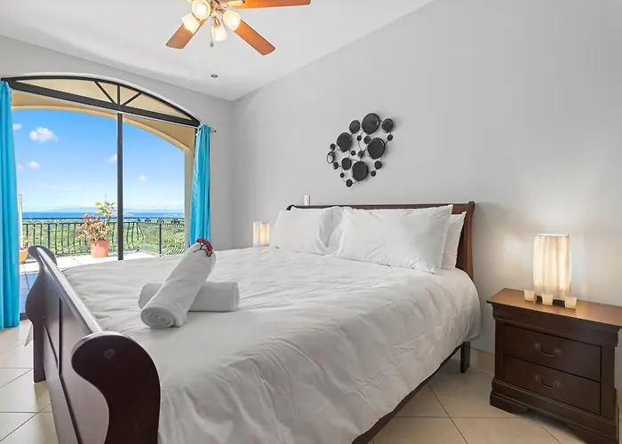 Сasa de vacaciones Majestic Oceanview With King Beds