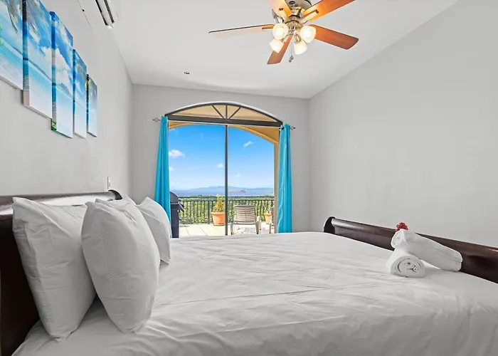 Majestic Oceanview With King Beds Coco